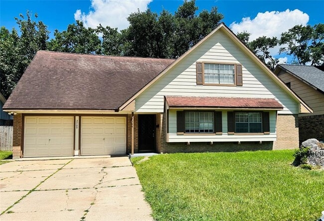 Primary Photo - 2709 Dewberry Ln