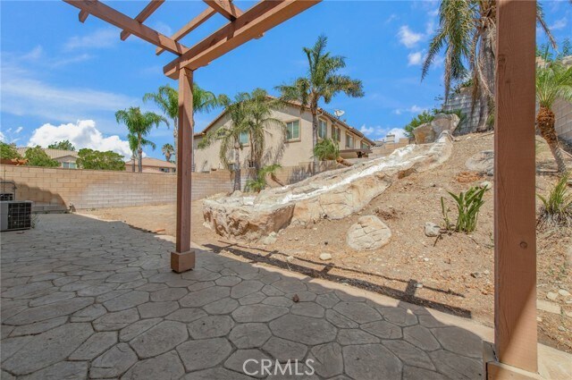 Building Photo - 16432 Landmark Dr