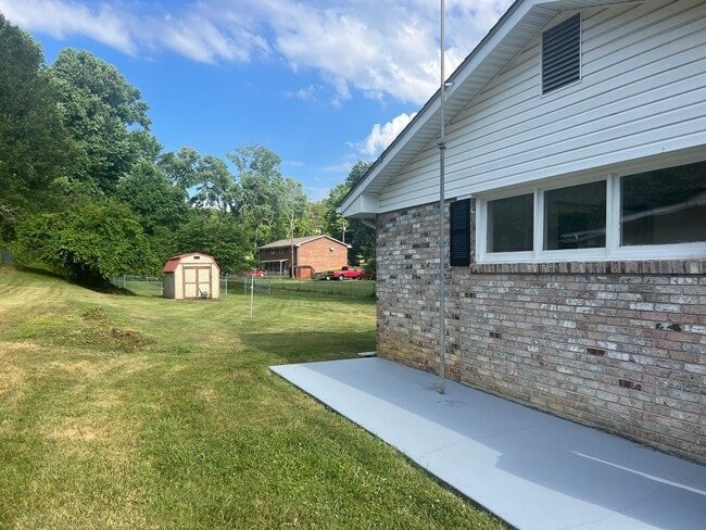 Building Photo - Beautiful one level home in JC!