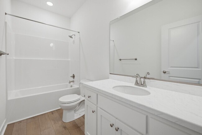 Building Photo - 21161 Baileys Ln