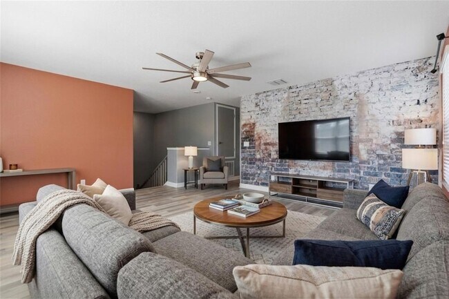 Building Photo - 13917 Roseate Tern Ln
