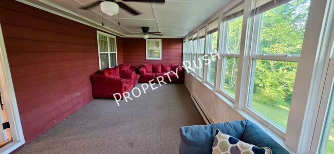 Building Photo - 3229 Westonia Dr
