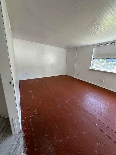 Building Photo - 11367 Redbud Ln