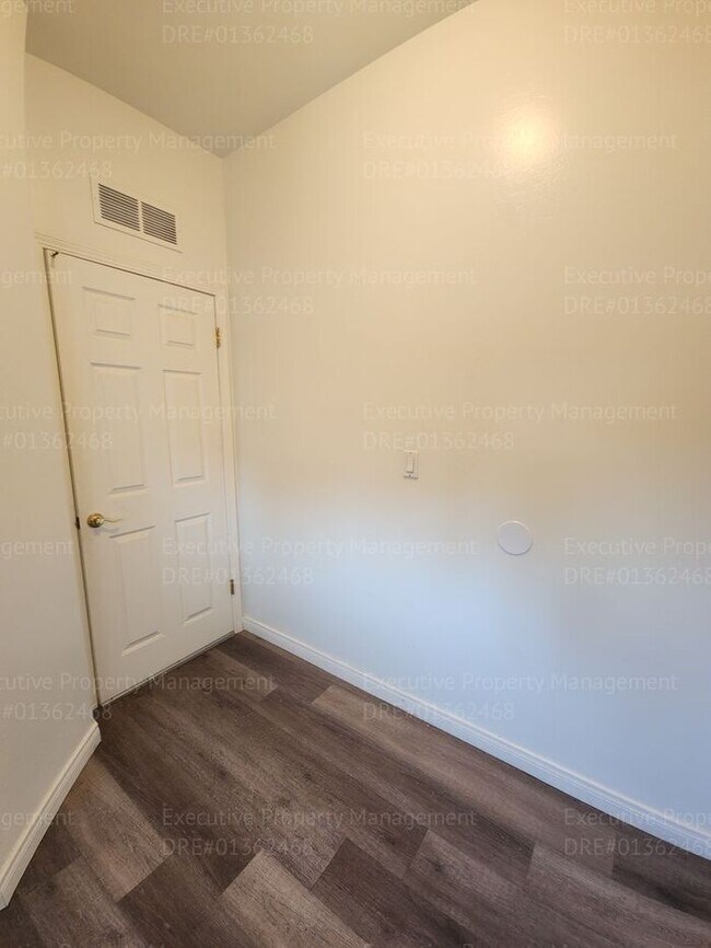 Building Photo - This house is in a great LOCATION (Callowa...