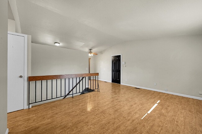 Building Photo - $1,945.00, 4-bed, 2-bath located in Colora...