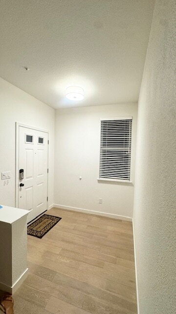 Building Photo - 313 Village Cir