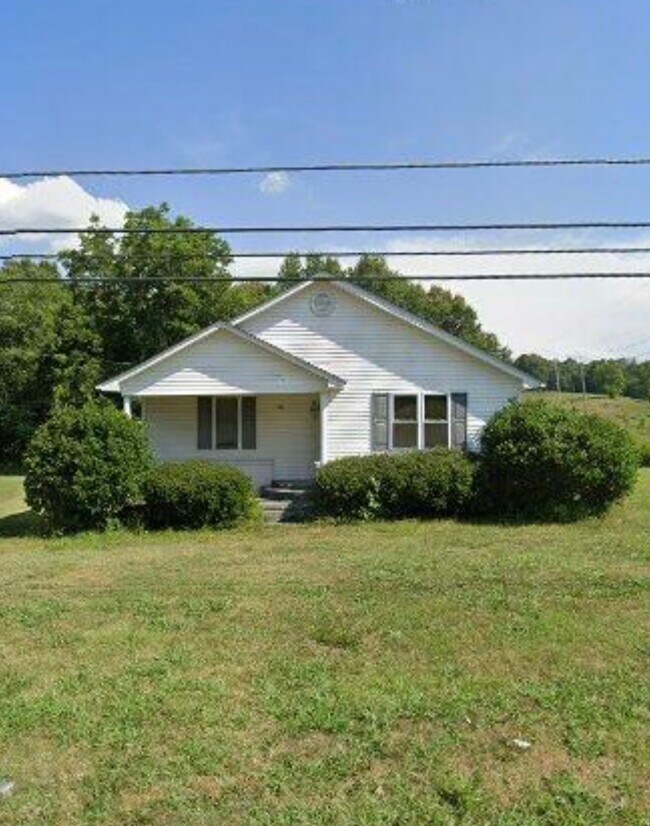 Primary Photo - 341 W Main St