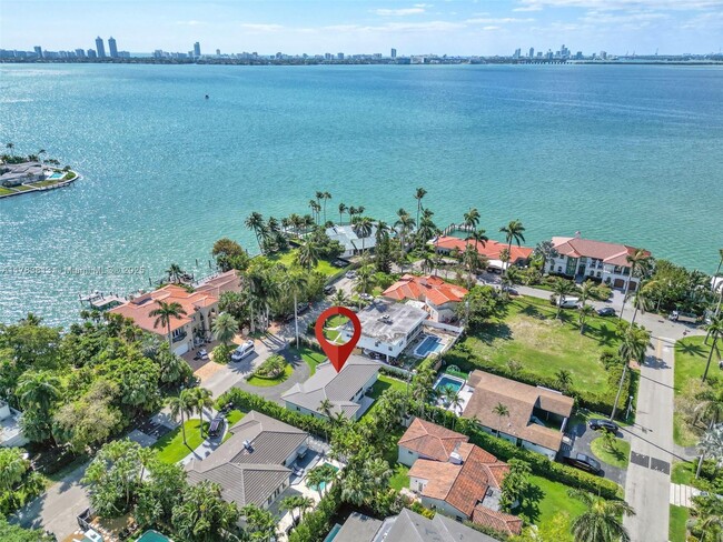 Primary Photo - 7420 Beach View Dr