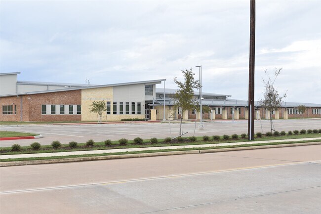 Building Photo - 32042 Sweet Pea Mdw Dr