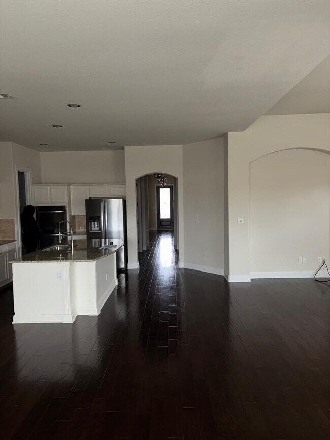 Building Photo - 509 Fair Oaks Dr