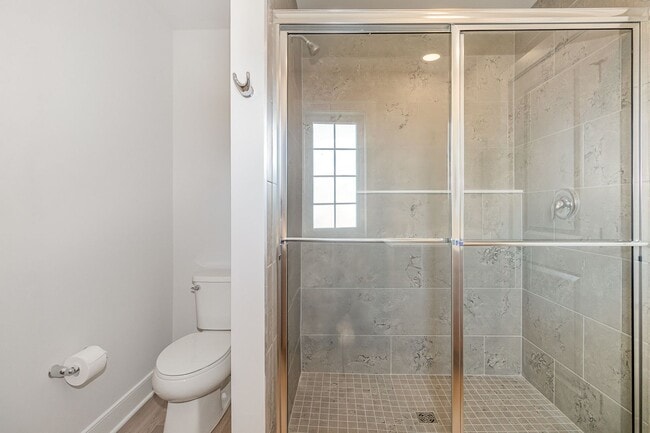 Building Photo - Modern 2025 Townhome | Open-Concept Living, Chef’s Kitchen with Large Island & 2-Car Garage