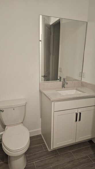 Building Photo - 537 SE Fascino Cir