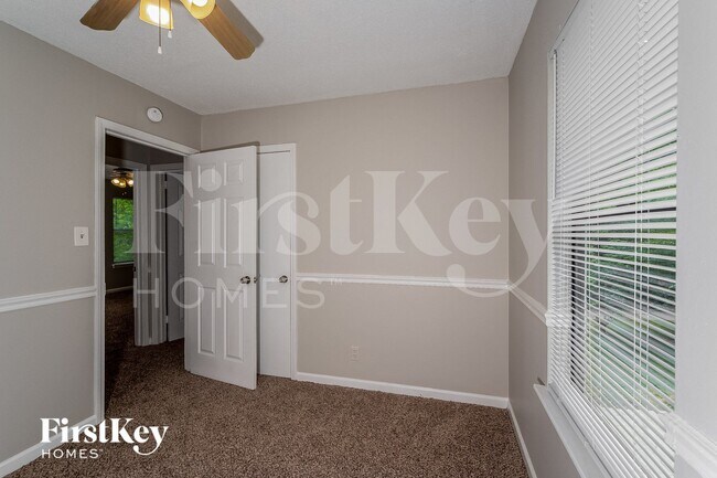 Building Photo - 3104 Cobblestone Dr
