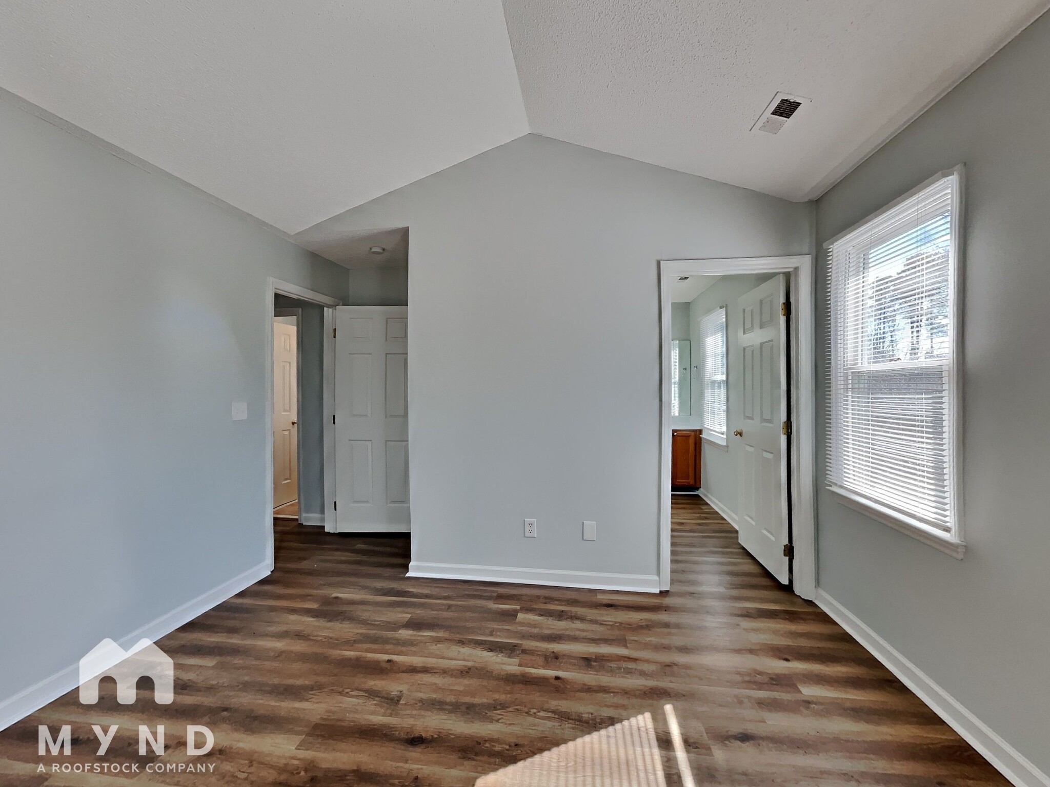 Building Photo - 4116 Iron Horse Rd