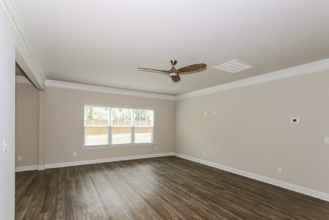 Building Photo - 135 Swinton Pond Rd