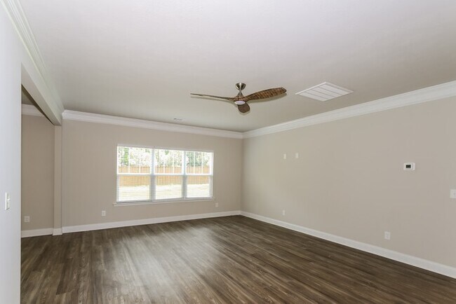 Building Photo - Stunning 5-Bedroom in Grovetown!