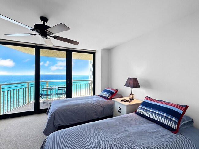 Building Photo - 3000 N Ocean Dr