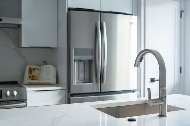 Building Photo - 2611 E Boston St