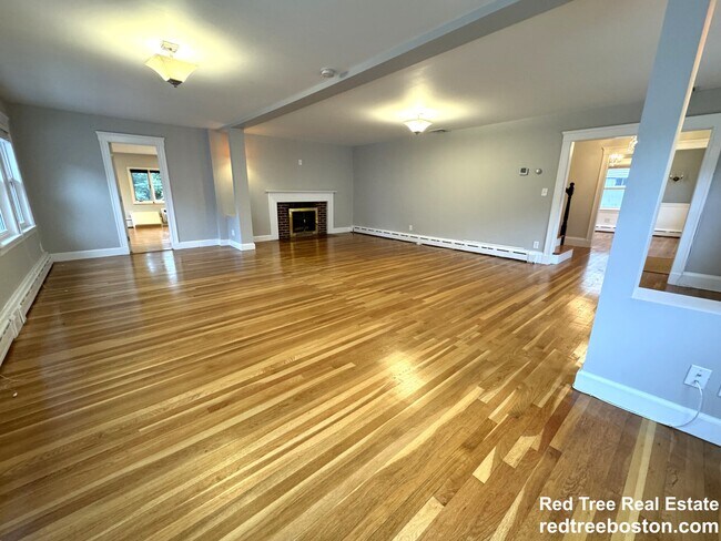 Building Photo - 46 Cerdan Ave