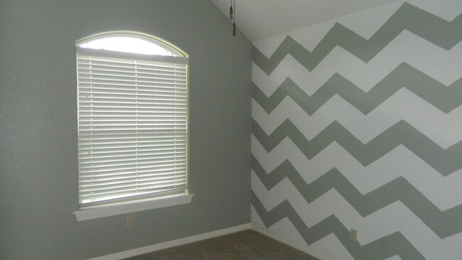 Building Photo - Cobblestone Subdivision Home For Rent!!