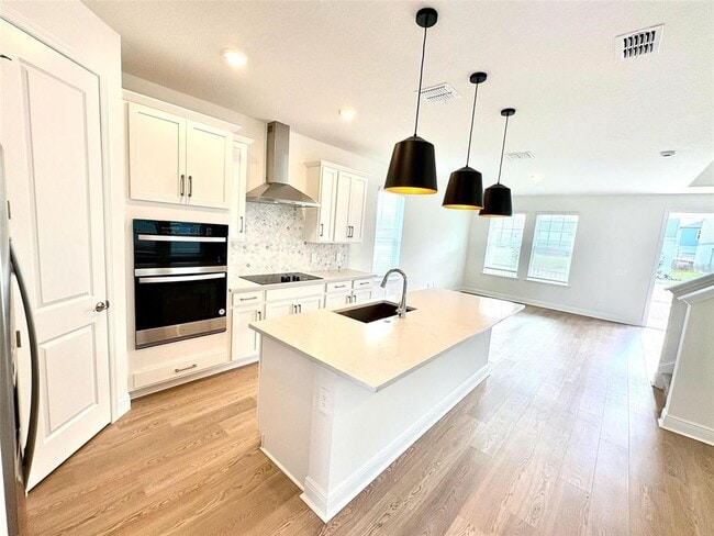 Building Photo - 5014 Railroad Vine Aly