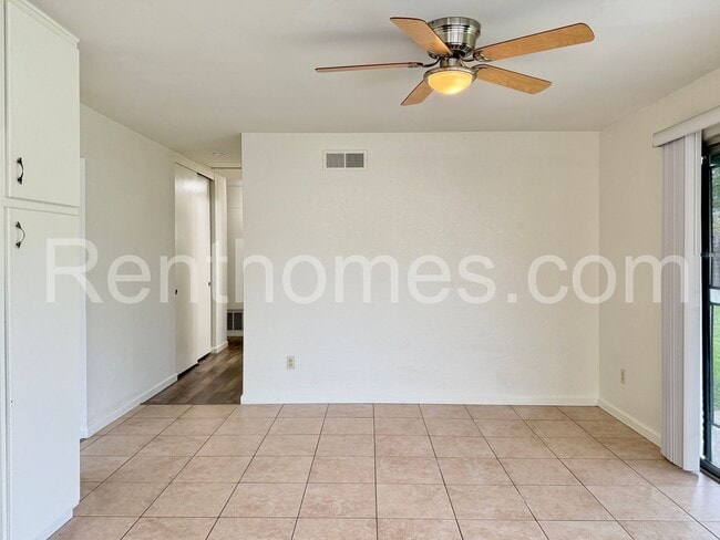 Building Photo - 8575 Keystone Ct