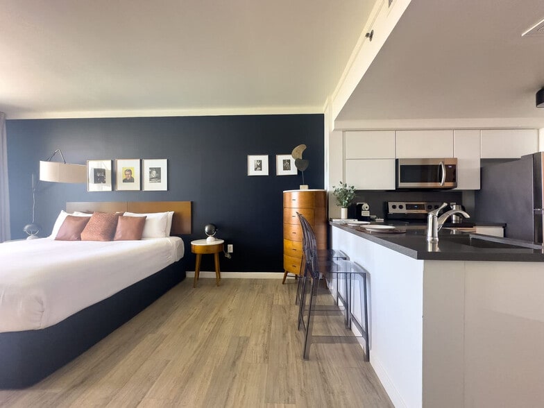 Building Photo - 2889 McFarlane Rd