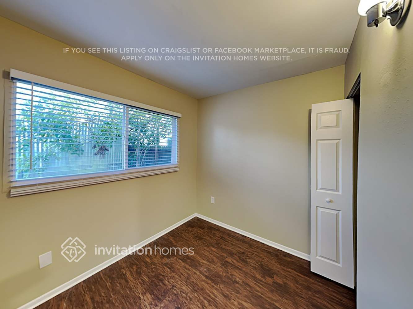 Building Photo - 3913 Mesa Ave