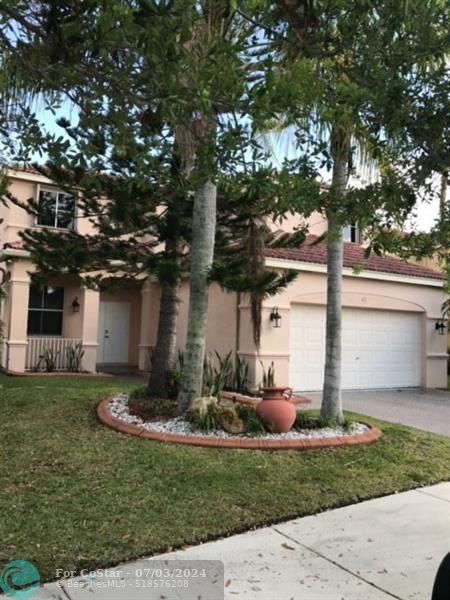 Building Photo - 671 Vista Meadows Dr