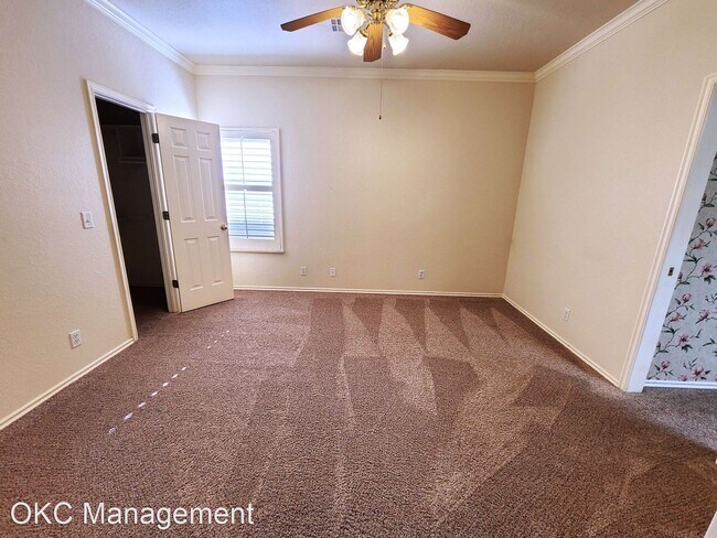 Building Photo - 3 br, 2.5 bath House - 4005 NE 138th Terr