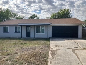 Building Photo - 13615 Primwood St