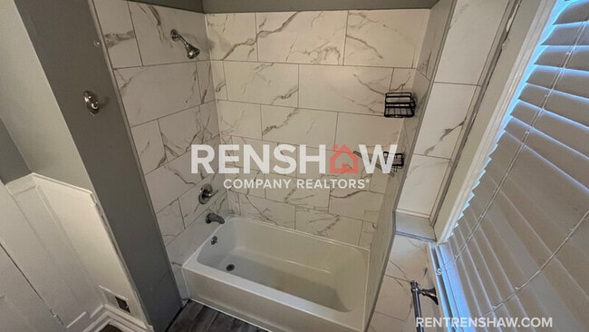 Building Photo - 1706 Tutwiler Ave