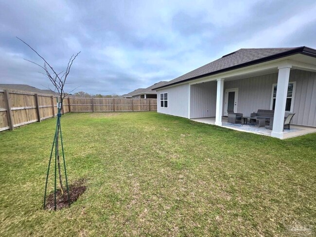 Building Photo - 6621 Sun Tree Cir