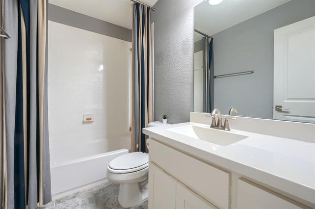 Building Photo - 1208 Damsel Caitlyn Dr