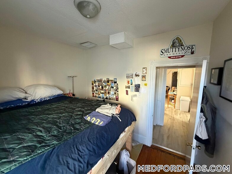 Building Photo - 68 Winchester St