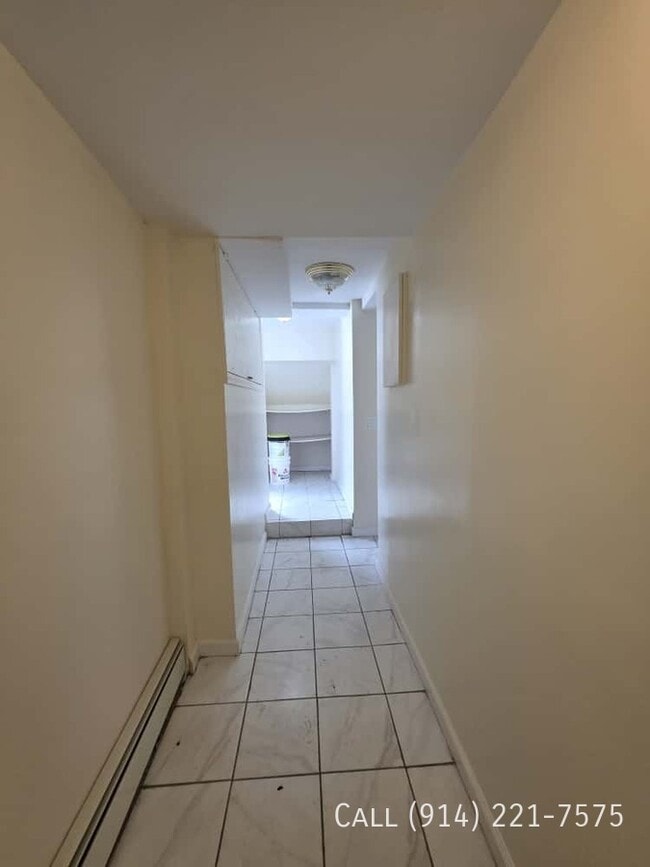 Building Photo - 149 Waverly St