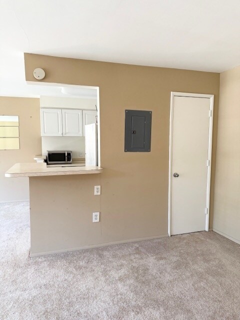 Building Photo - 12 S Van Dorn St