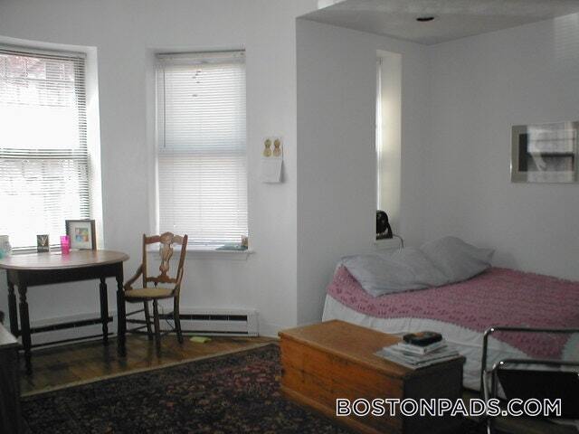 Building Photo - 57 Westland Ave