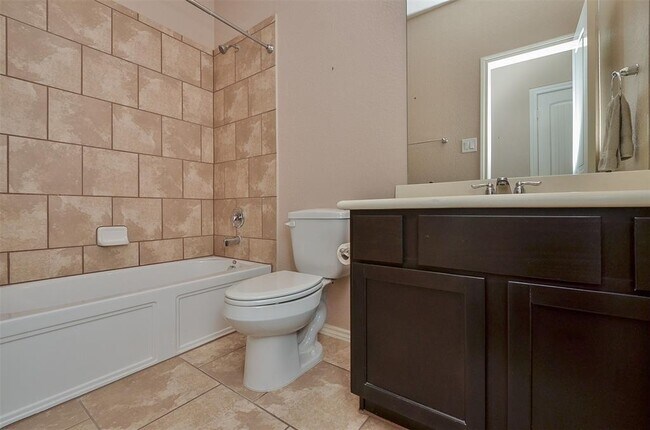 Building Photo - 12947 Taper Reach Dr