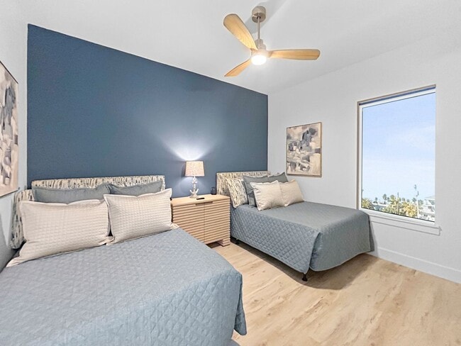 Building Photo - Waterfront Johns Pass Luxury | Steps to Beach + Pool, Hot Tub & Dock