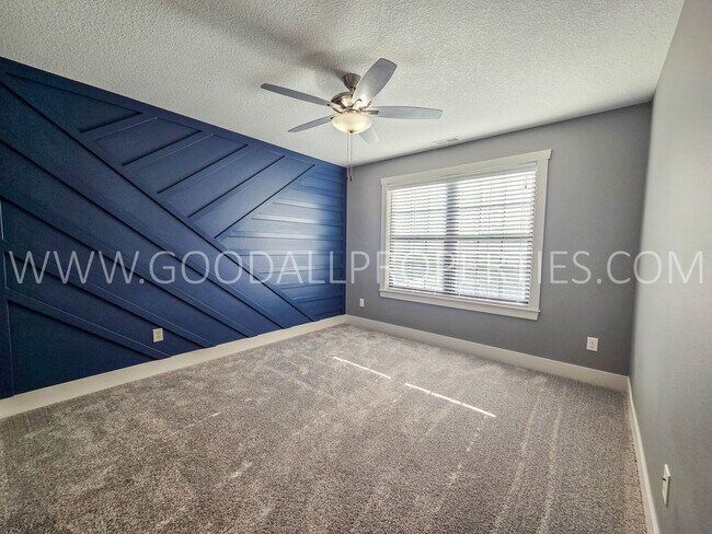 Building Photo - 4-Bedroom Walkout with 3-Car Garage in Waukee Schools