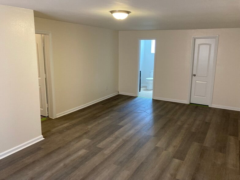 3rd bedroom - 545 N 8th Street