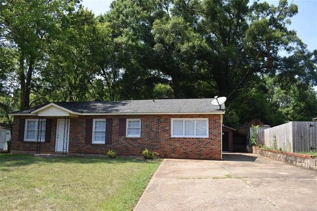 Building Photo - 1659 Rigby St
