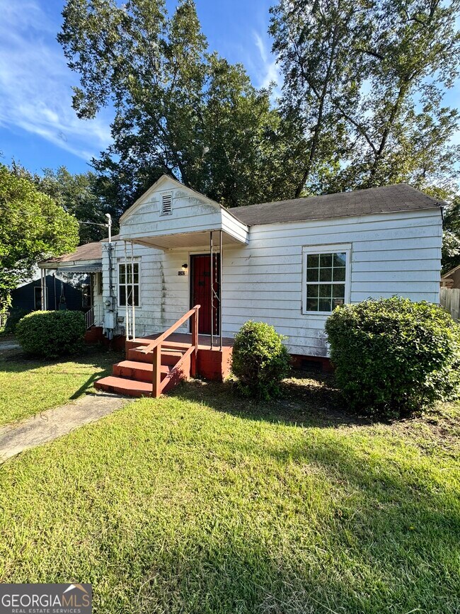 Primary Photo - 1282 Hartley St