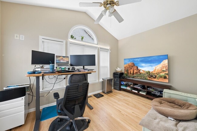 Building Photo - 9429 Shallcross Way