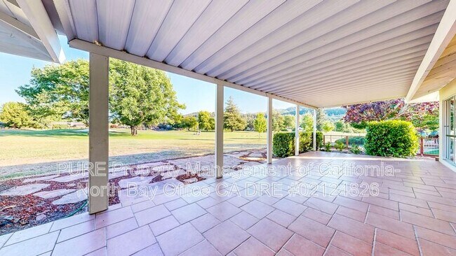 Building Photo - 351 Belhaven Cir