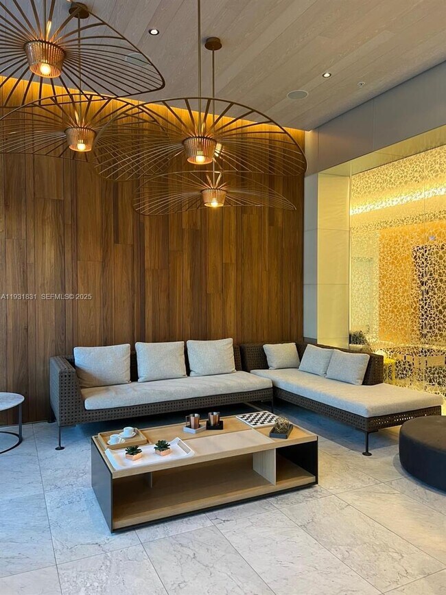 Building Photo - 88 SW 7th St