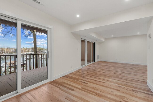 Building Photo - Coming Soon! Waterfront Living in Eastport – Renovated Condo in Severn House