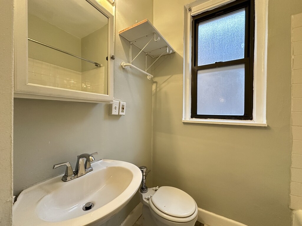 Building Photo - 3836 N Fremont St