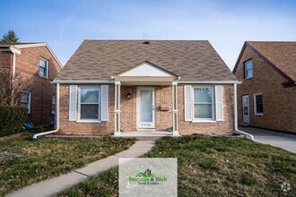 Building Photo - Cape Cod 3 Bedroom Single Family In Racine